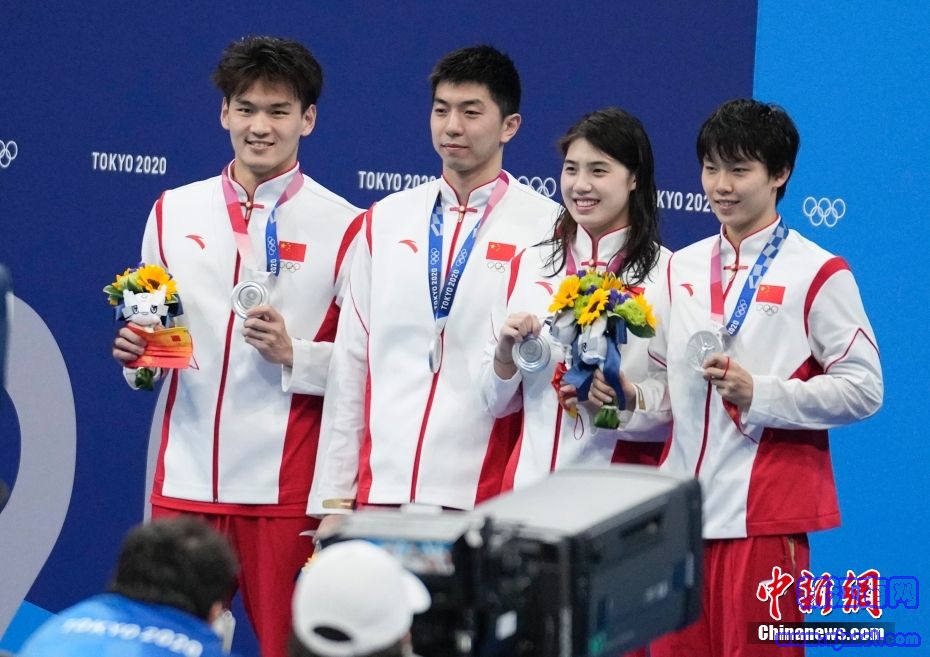 Ї(du)|W\(yn)(hu)4x100ŮӾժy