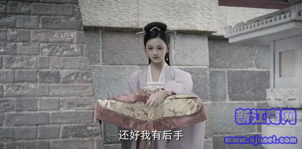 ⷼ28